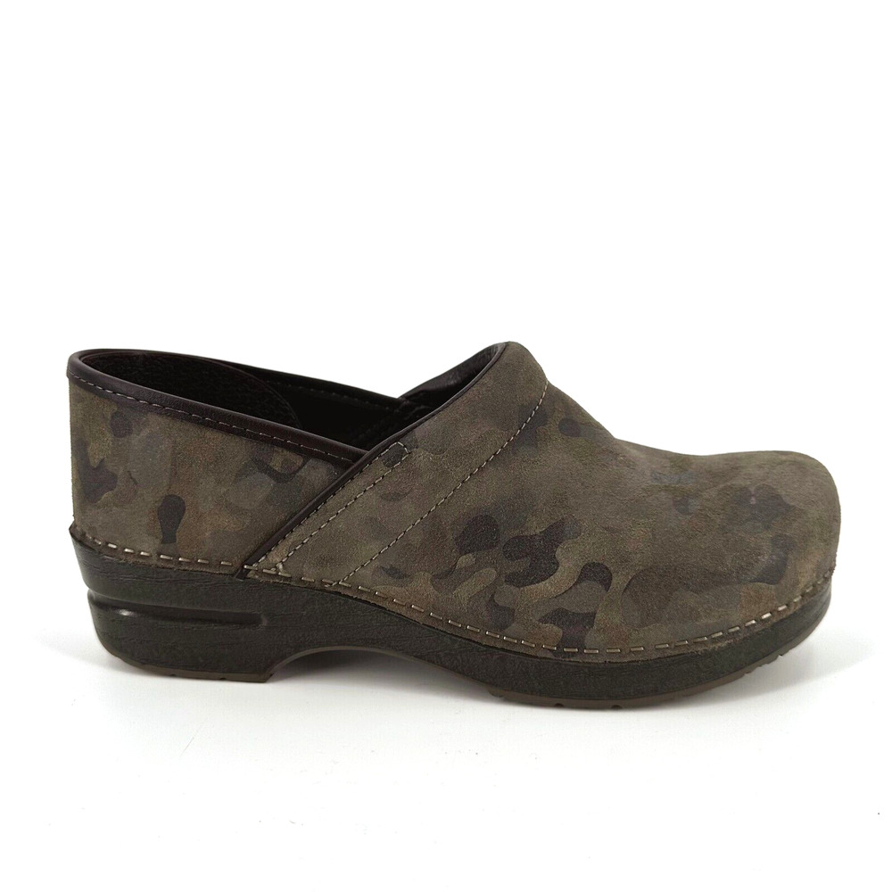 Dansko Proffesional Womens Camo Suede Leather Clogs Size 41 US 10.5-11 Workwear